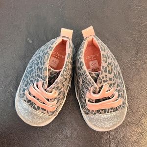 Carters baby girl shoes size 0-3 mon Lot of 2 $15